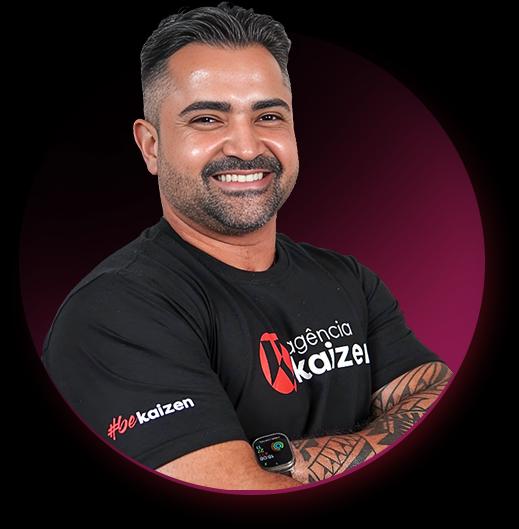 Tiago Flores Dias - CEO y Fundador de Agência Kaizen