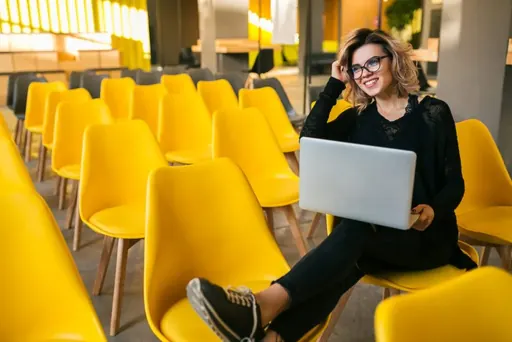 Marketing digital para faculdades: como transformar interesse em matrículas